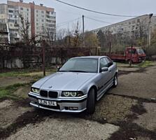 Е36 купе 1.8 is