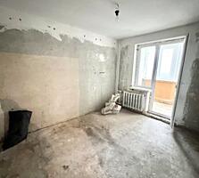 2-х комнатная, Ларионова, 143 серия