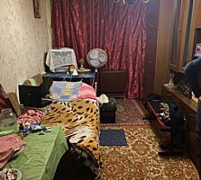 Предлагается к продаже комната 16 кв м напротив Суворовского суда.