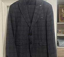 Костюм мужской классический