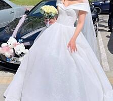 Продам СВАДЕБНОЕ ПЛАТЬЕ