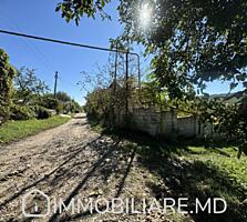 Teren pentru construcție, or. Codru Vă propunem spre vânzare un teren 