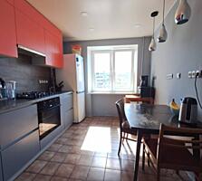 Продается 2-х комнатная квартира под ремонт в отличной локации ...