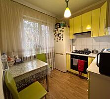 В продажу 2-кімнатна квартира на Черемушках/ парк Горького