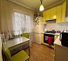 Продам 2 комнатную, Черемушки. Парк Горького