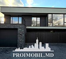Vă propunem spre vânzare această casăcu 2 nivele în stil hi-tech, în .