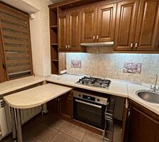 2-кімнатна квартира на Черемушках, вул. Іцхака Рабіна (Терешкова)