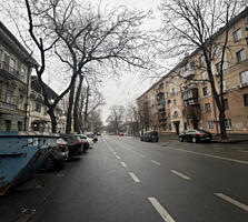 Продам квартиру ул Успенская, парк Шевченко.