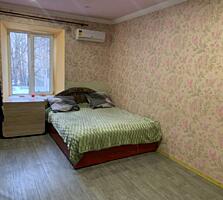 Продам 2-е комнаты в ком.кв. на ул. Нежинской угол Стиридоновской.