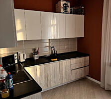 Продам 2-комнатную квартиру с ремонтом в ЖК Михайловский