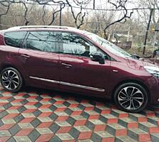 Renault Grand Scenic 2014