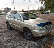 Продам toyota highlander