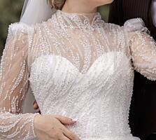 Продам СВАДЕБНОЕ ПЛАТЬЕ