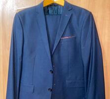 Продам мужской костюм 500руб