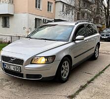 Volvo v50 1.6дизель, механика, 2006г!!! Возможен обмен