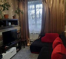 Предлагается к продаже хорошая двухкомнатная квартира в Лузановке. ...