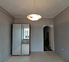 Продам 1комн. кв-ру Старосенная площадь, Привоз, ремонт.