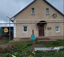 Продам капитальный 2-х этажный дом с евроремонтом в с.Светлое