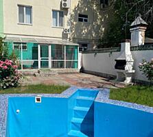 Продам дом 335кв.м на 7 ст. Б.Фонтана