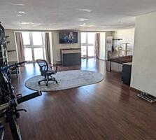 Продаётся просторная квартира — 84,5 м²!Дом из красного кирпича в ...