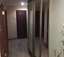 В продаже просторная, уютная 3-х комнатная квартира на Днепродороге. .