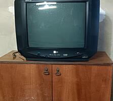 Продам телевизор