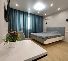 Семья из 2-х человек снимет квартиру!!