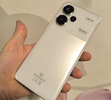 Срочно недорого цена пару дней! 13 PRO PLUS 5G 8+8/256 (E-sim)!