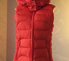 Vesta sport H&amp;M pentru femei, glugă detașabilă. Mărime: S.