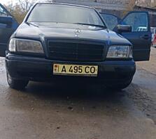 Продам отличный автомобиль Mercedes 180