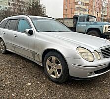 Mercedes-Benz W211 2006 года