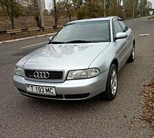 Ауди А4 1996г. 1.8 бензин