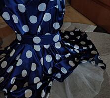 Продается праздничное платье