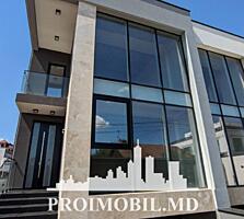 Vă propunem spre vânzare acest duplex în 2 nivele în sect. Centru, ...