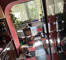 Продается двухкомнатная квартира на улице Комитетской.