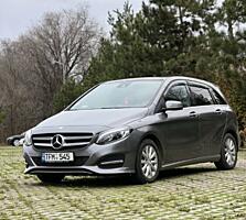 Срочно! Mercedes Benz B Class 2016 год, 1.5 дизель, отличное состояние