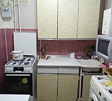 Борисовка 5/5 большая жилая 3-комнатная