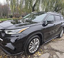 Toyota Highlander Hybrid XLE Bronze Edition (2023)