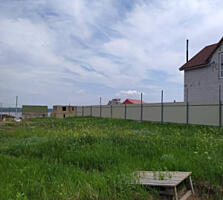 Предлагается к продаже земельный участок при въезде в Усатово