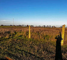 Предлагается к продаже участок 5 соток в Прилиманском. Рядом ...