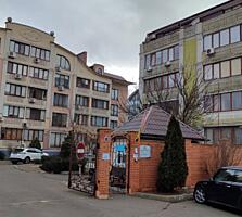 Продам в Одессе на 10-й станции Люстдорфской дороги квартиру. Высокая 