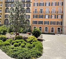 Предлагается к продаже просторная двухкомнатная квартира площадью 73 .