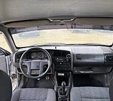 Продам Пассат б3 1.8 Газ Бензин