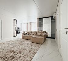 Spre vânzare apartament modern cu priveliște superbă, ...