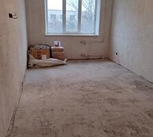 СРОЧНАЯ продажа. ТОРГ! Большая, теплая 3-ка в новом доме, возле роддом