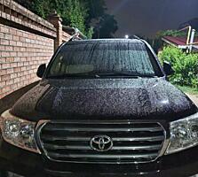 Toyota Land Cruiser 200 4.5 2008г.
