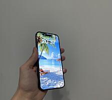Продам два айфона.