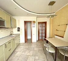 3-комнатная квартира 95 м² в центре • Дом с газом • Стикон