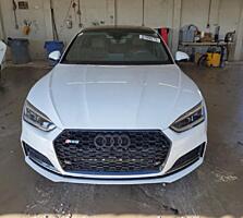 AUDI A5 PREMIUM Оригинальный пробег! Прозрачная история автомобиля!