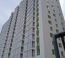 Продается квартира-студия с великолепным видом на море и город. ...